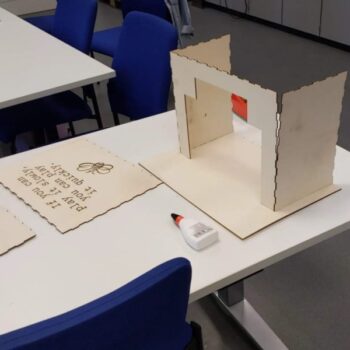 Intra απο ξύλο plywood 3mm-4mm πάχος - Παρουσίαση Έργου Δίασταση 30x30 cm Intraeaxys-lop3qm51 - Image 3