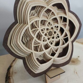 Intra απο ξύλο plywood 3mm-4mm πάχος - Ξύλινα γλυπτά με στρώσεις λουλούδι Δίασταση 30x30 cm Intraeaxys-51r5gr76 - Image 1