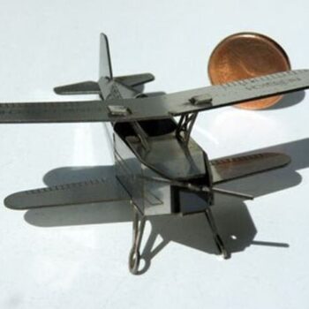 Intra απο ξύλο plywood 3mm-4mm πάχος - Ξύλινο κιτ παιχνιδιών αεροπλάνου Δίασταση 30x30 cm Intraeaxys-ro6ymj37 - Image 1