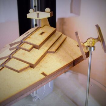 Intra απο ξύλο plywood 3mm-4mm πάχος - Star Wars Star Destroyer Δίασταση 30x30 cm Intraeaxys-eox89p41 - Image 3