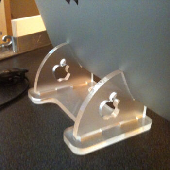 Intra απο ξύλο plywood 3mm-4mm πάχος - Ακρυλική βάση iPad Δίασταση 30x30 cm Intraeaxys-e1gk6yyo - Image 4