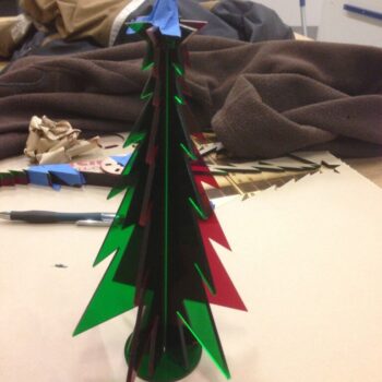 Intra απο ξύλο plywood 3mm-4mm πάχος - Ακρυλικό επιτραπέζιο χριστουγεννιάτικο δέντρο Δίασταση 20x20 cm Intraeaxys-91jd9ql1 - Image 1