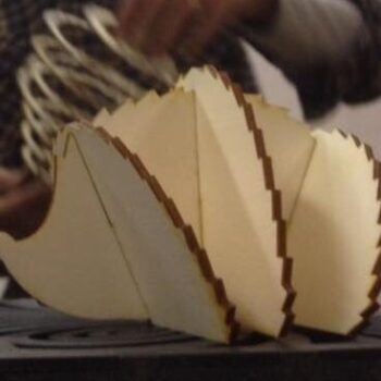 Intra απο ξύλο plywood 3mm-4mm πάχος - Ξύλινος Σκαντζόχοιρος 3mm Mdf Δίασταση 30x30 cm Intraeaxys-joed0951 - Image 1