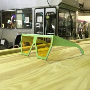 Intra απο ξύλο plywood 3mm-4mm πάχος - Ακρυλικά γυαλιά ηλίου Δίασταση 30x30 cm Intraeaxys-67wlgyw1