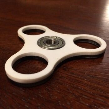 Intra απο ξύλο plywood 3mm-4mm πάχος - Fidget Spinner Ακρυλικό Δίασταση 20x20 cm Intraeaxys-m1d68ql7 - Image 1