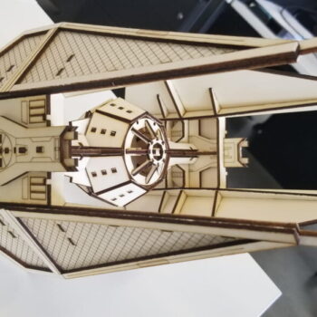 Intra απο ξύλο plywood 3mm-4mm πάχος - Star Wars TIE Interceptor Δίασταση 30x30 cm Intraeaxys-voq280eo - Image 1