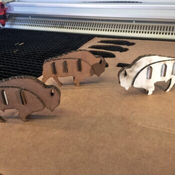 Intra απο ξύλο plywood 3mm-4mm πάχος - Αμερικανικός Βίσωνας Δίασταση 30x30 cm Intraeaxys-eoxl4yvo - Image 1