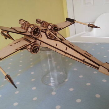 Intra απο ξύλο plywood 3mm-4mm πάχος - X-wing Starfighter 3 χλστ Δίασταση 30x30 cm Intraeaxys-yon0n3x7 - Image 1