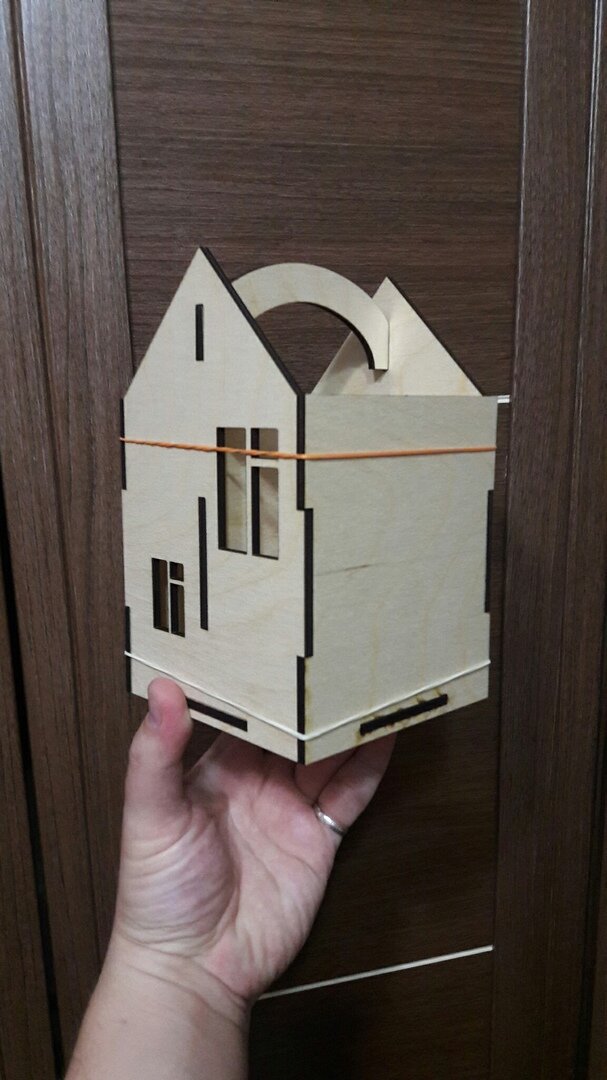 Intra απο ξύλο plywood 3mm-4mm πάχος - Πρότυπο θήκης στυλό Δίασταση 30x30 cm Intraeaxys-pok3p237