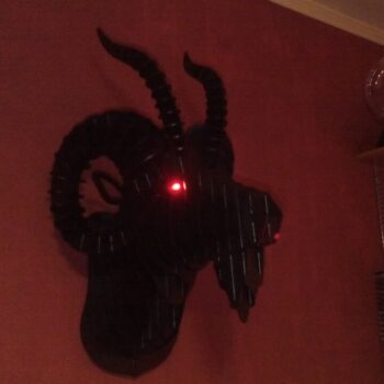 Intra απο ξύλο plywood 3mm-4mm πάχος - Κεφάλι άγριου κριαριού Δίασταση 30x30 cm Intraeaxys-eoxlp9jo - Image 1