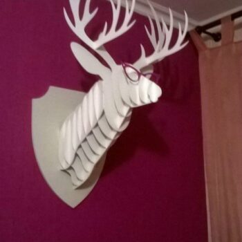 Intra απο ξύλο plywood 3mm-4mm πάχος - Τρόπαιο κεφάλι ελαφιού Δίασταση 30x30 cm Intraeaxys-eo4qq4w7 - Image 1