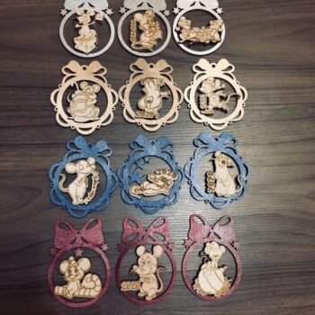 Intra απο ξύλο plywood 3mm-4mm πάχος - Ξύλινα κρεμαστά στολίδια 2020 Δίασταση 10x10 cm Intraeaxys-joedln51 - Image 1