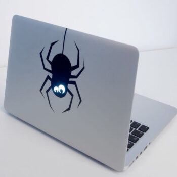 Intra απο ξύλο plywood 3mm-4mm πάχος - Αυτοκόλλητο Laptop Spider 12x20 cm  Δίασταση 30x30 cm Intraeaxys-eo0qn491 - Image 1