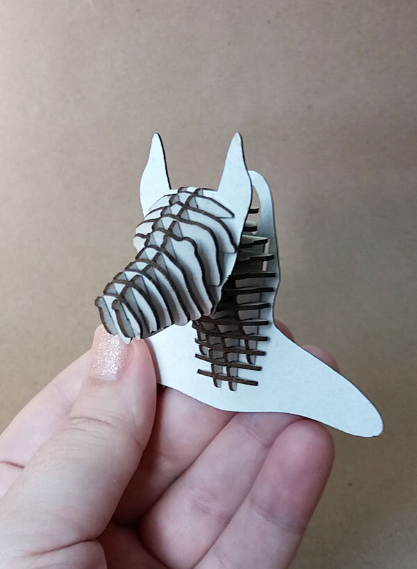 Intra απο ξύλο plywood 3mm-4mm πάχος - Ντόμπερμαν 4 χλστ Δίασταση 30x30 cm Intraeaxys-078r2j15