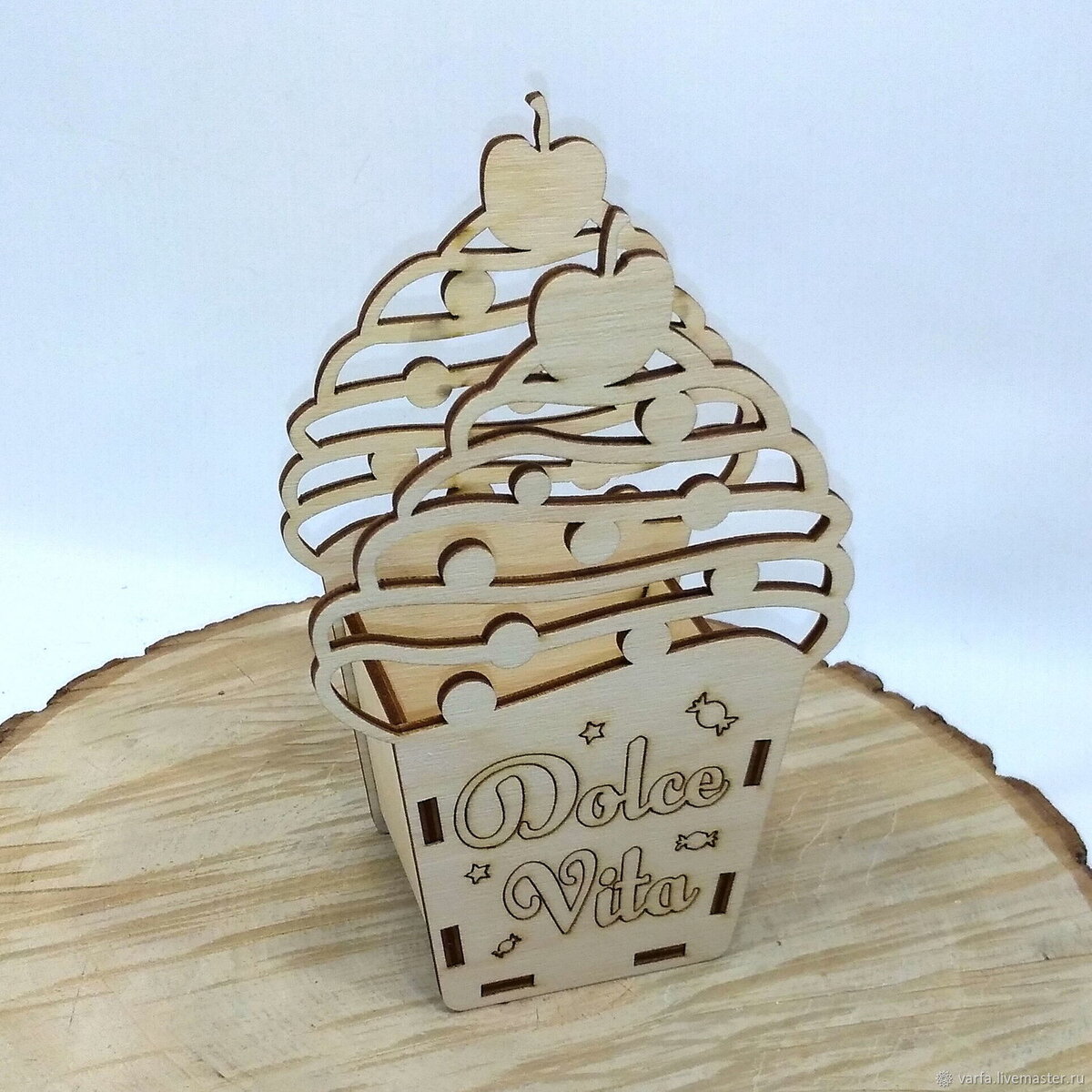 Intra απο ξύλο plywood 3mm-4mm πάχος - Καλάθι ζαχαρωτών σε σχήμα παγωτού Ξύλινο κουτί Δίασταση 30x30 cm Intraeaxys-d1lvwlpo