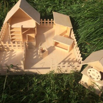 Intra απο ξύλο plywood 3mm-4mm πάχος - Ξύλινη φάρμα παιδικών παιχνιδιών Δίασταση 30x30 cm Intraeaxys-yon044x7 - Image 1