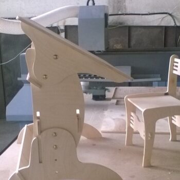 Intra απο ξύλο plywood 3mm-4mm πάχος - Γραφείο και καρέκλα Δίασταση 30x30 cm Intraeaxys-ro6y66q7 - Image 1