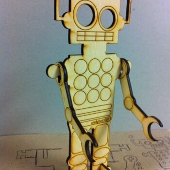 Intra απο ξύλο plywood 3mm-4mm πάχος - Ξύλινο ρομπότ Δίασταση 30x30 cm Intraeaxys-075yrvko - Image 1