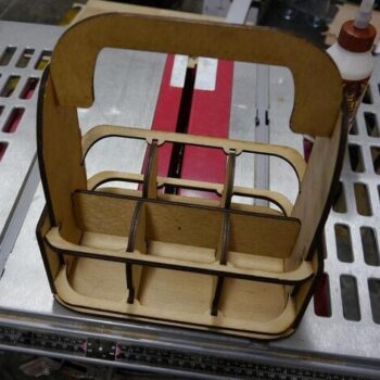 Intra απο ξύλο plywood 3mm-4mm πάχος - Wood Beer Caddy Δίασταση 30x30 cm Intraeaxys-voq2qneo - Image 1