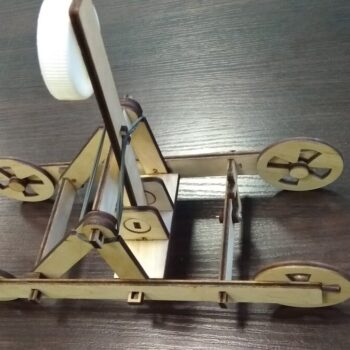 Intra απο ξύλο plywood 3mm-4mm πάχος - Ξύλινο παιχνίδι καταπέλτης Δίασταση 30x30 cm Intraeaxys-eo208g67 - Image 3