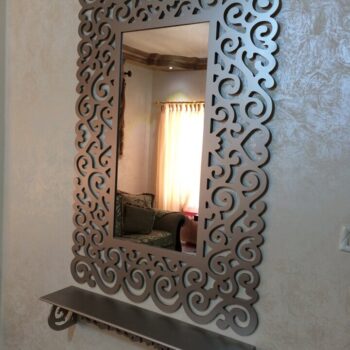 Intra απο ξύλο plywood 3mm-4mm πάχος - Κορνίζα καθρέφτη μπάνιου με ράφι Δίασταση 30x30 cm Intraeaxys-m1dk33ok - Image 1