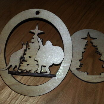 Intra απο ξύλο plywood 3mm-4mm πάχος - Χριστουγεννιάτικο δέντρο Santa Kangaroo Δίασταση 30x30 cm Intraeaxys-075yv00o - Image 1