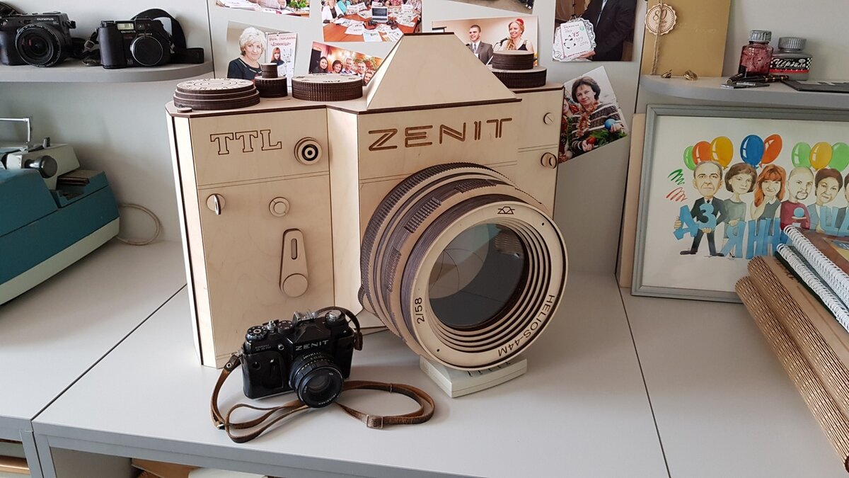 Intra απο ξύλο plywood 3mm-4mm πάχος - Ξύλινη κάμερα παιχνιδιών Δίασταση 30x30 cm Intraeaxys-joedl0n1