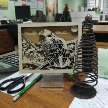 Intra απο ξύλο plywood 3mm-4mm πάχος - Πρότυπο σχεδίασης πολυεπίπεδων αετών Δίασταση 30x30 cm Intraeaxys-51rr4x01 - Image 1