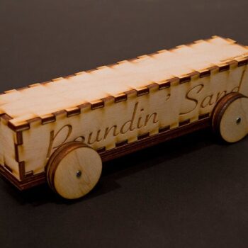 Intra απο ξύλο plywood 3mm-4mm πάχος - Κόντρα πλακέ Derby Car 3mm Baltic Birch Δίασταση 30x30 cm Intraeaxys-yon0qdx7 - Image 1