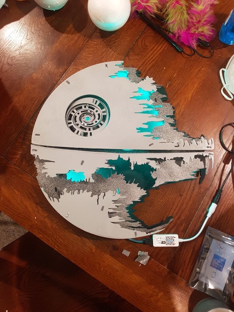 Intra απο ξύλο plywood 3mm-4mm πάχος - Τρισδιάστατο μοντέλο Death Star Δίασταση 30x30 cm Intraeaxys-ro6y4kn7