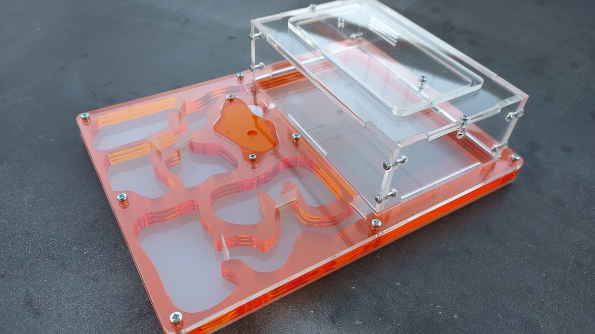 Intra απο ξύλο plywood 3mm-4mm πάχος - Μυρμηγκοφάρμα 200x150x50mm Δίασταση 30x30 cm Intraeaxys-lopqvmz7