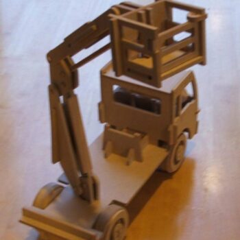 Intra απο ξύλο plywood 3mm-4mm πάχος - Ξύλινη Πλατφόρμα Εργασίας Ξύλινο Παιδικό Παιχνίδι Φορτηγό Επιλογέα Κεράσι Δίασταση 30x30 cm Intraeaxys-m1d6nde7 - Image 3