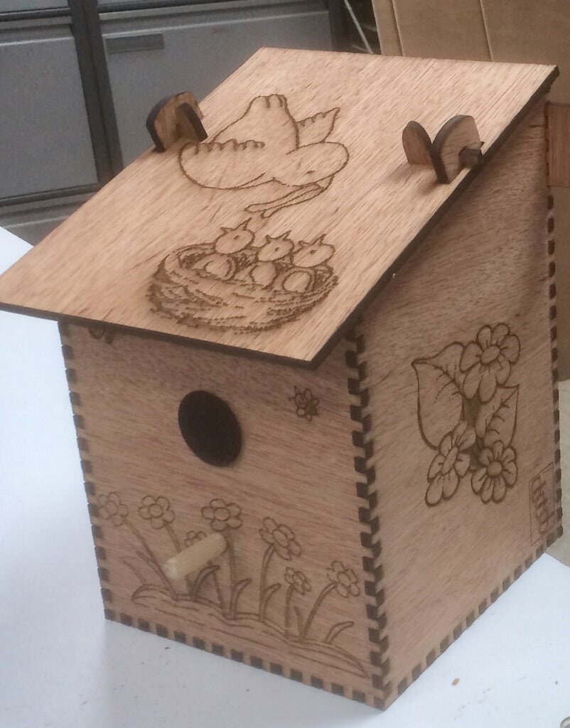 Intra απο ξύλο plywood 3mm-4mm πάχος - Κόντρα πλακέ Bird Nesting Box Δίασταση 30x30 cm Intraeaxys-yon0ywx7