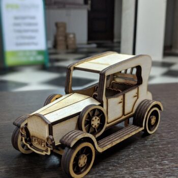 Intra απο ξύλο plywood 3mm-4mm πάχος - Vintage ξύλινο κλασικό αυτοκίνητο Δίασταση 30x30 cm Intraeaxys-r7vmz357 - Image 1