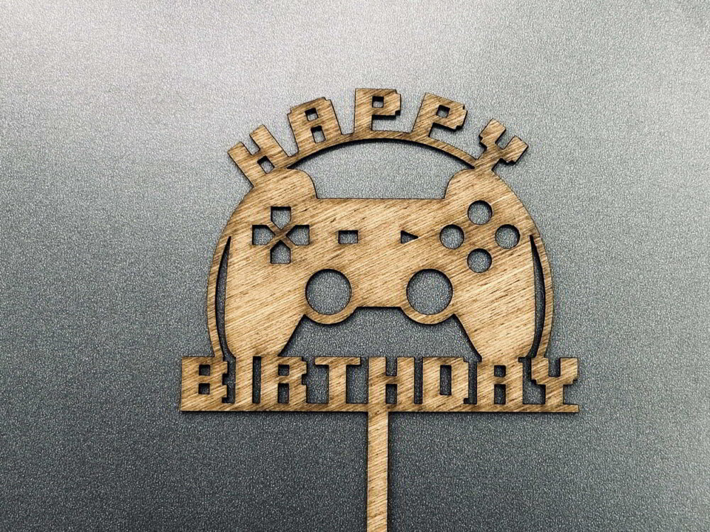 Intra απο ξύλο plywood 3mm-4mm πάχος - Gamer Cake Topper Διακόσμηση γενεθλίων Δίασταση 30x30 cm Intraeaxys-lopq04x7