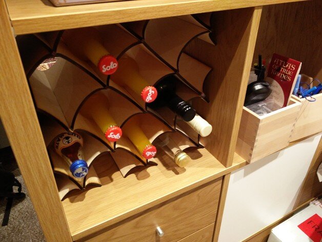 Intra απο ξύλο plywood 3mm-4mm πάχος - Τρισδιάστατο παζλ Wine Rack Δίασταση 30x30 cm Intraeaxys-joe4p916