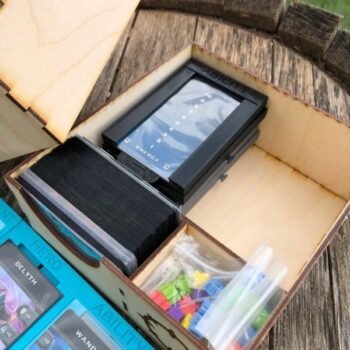 Intra απο ξύλο plywood 3mm-4mm πάχος - Κουτί παιχνιδιών Deck Box Dungeons Δίασταση 30x30 cm Intraeaxys-67wzldl7 - Image 4