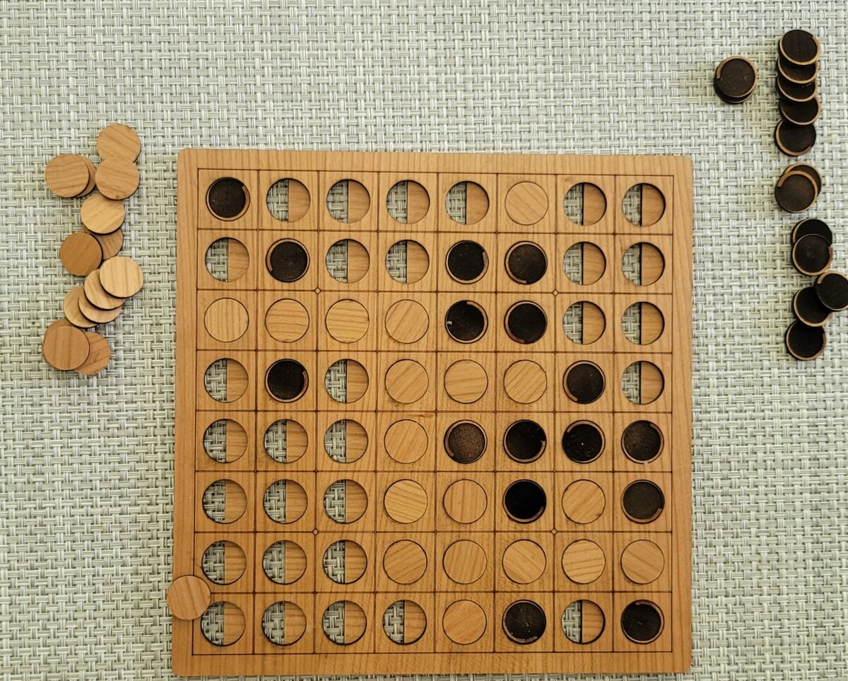 Intra απο ξύλο plywood 3mm-4mm πάχος - Επιτραπέζιο παιχνίδι Othello Δίασταση 30x30 cm Intraeaxys-pok39697