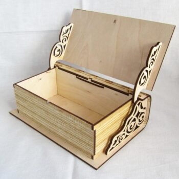 Intra απο ξύλο plywood 3mm-4mm πάχος - Χαραγμένο ξύλινο κουτί σε σχήμα βιβλίου με καπάκι Δίασταση 30x30 cm Intraeaxys-67wldw21 - Image 1