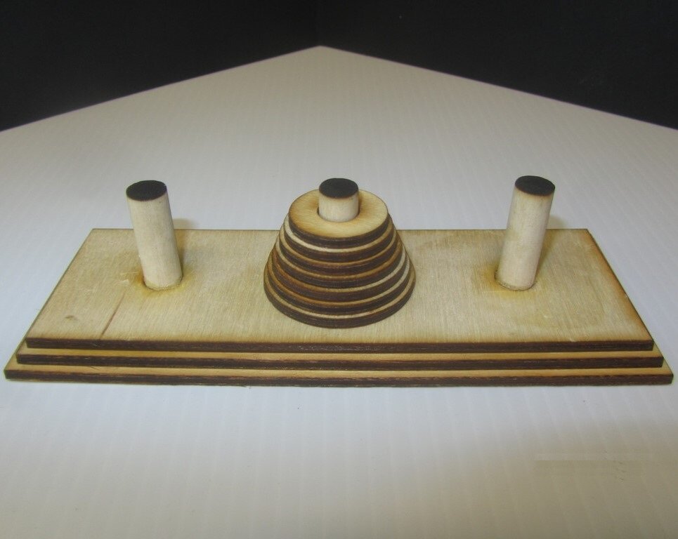 Intra απο ξύλο plywood 3mm-4mm πάχος - Παιχνίδι Tower Of Hanoi Δίασταση 30x30 cm Intraeaxys-ro6y2v37