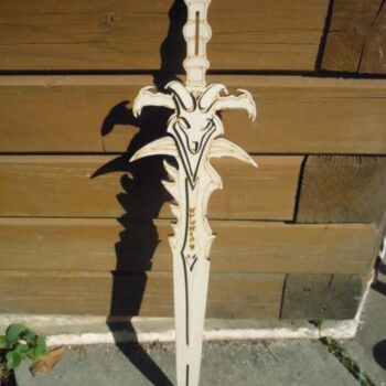 Intra απο ξύλο plywood 3mm-4mm πάχος - Πρότυπο σπαθιού World Of Warcraft Frostmourne Δίασταση 30x30 cm Intraeaxys-r1z28ww1 - Image 1