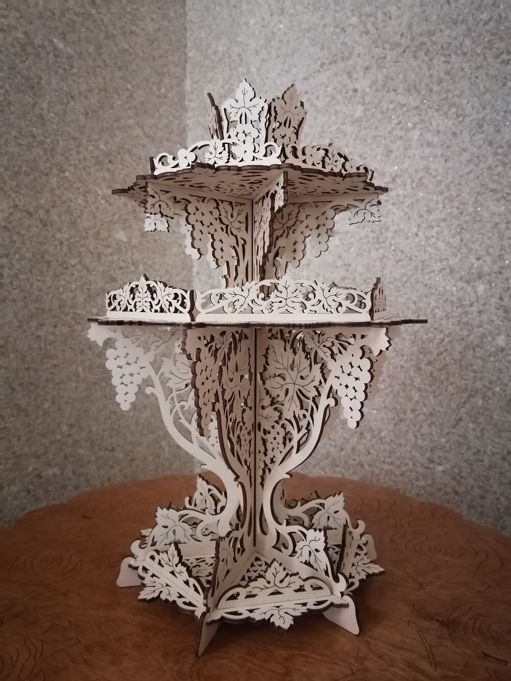 Intra απο ξύλο plywood 3mm-4mm πάχος - Μπολ καραμέλα σταφυλιού Δίασταση 30x30 cm Intraeaxys-joedld91