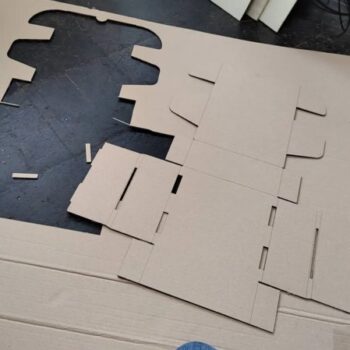 Intra απο ξύλο plywood 3mm-4mm πάχος - Κουτί με νήματα Δίασταση 30x30 cm Intraeaxys-075dyzpo - Image 3