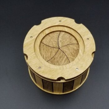 Intra απο ξύλο plywood 3mm-4mm πάχος - Ξύλινο κουτί Iris Δίασταση 30x30 cm Intraeaxys-r1z0vqwo - Image 1