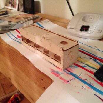 Intra απο ξύλο plywood 3mm-4mm πάχος - Μικρό Βάζο Κουτί με Συρόμενο Κορυφαίο Κόντρα πλακέ 3mm Δίασταση 30x30 cm Intraeaxys-51rrz3d1 - Image 1