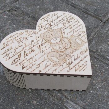 Intra απο ξύλο plywood 3mm-4mm πάχος - Κουτί δώρου καρδιά με μεντεσέ Δίασταση 30x30 cm Intraeaxys-91jdxw41 - Image 1