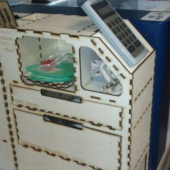 Intra απο ξύλο plywood 3mm-4mm πάχος - Κάστεν Βορν Δίασταση 30x30 cm Intraeaxys-d1l4pxom - Image 1