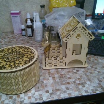 Intra απο ξύλο plywood 3mm-4mm πάχος - Στρογγυλό κουτί με πρότυπο καπάκι Δίασταση 30x30 cm Intraeaxys-joedwg61 - Image 1