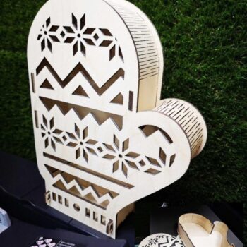 Intra απο ξύλο plywood 3mm-4mm πάχος - Σχήμα γαντιού με κουτί από κόντρα πλακέ Δίασταση 30x30 cm Intraeaxys-6o3y09j7 - Image 1