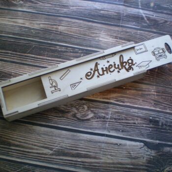 Intra απο ξύλο plywood 3mm-4mm πάχος - Σχολική μολυβοθήκη με συρόμενο καπάκι Δίασταση 30x30 cm Intraeaxys-91jdepl1 - Image 1